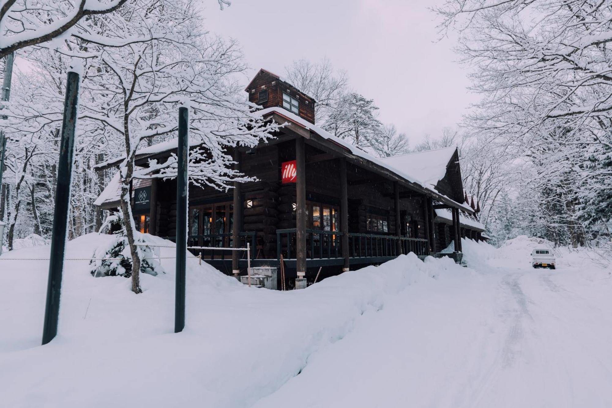 Double Black Hotel Hakuba Exterior foto